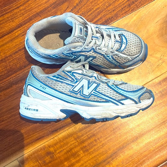 New Balance 740 Athletic Kids Shoes ✨ - Picture 2 of 13